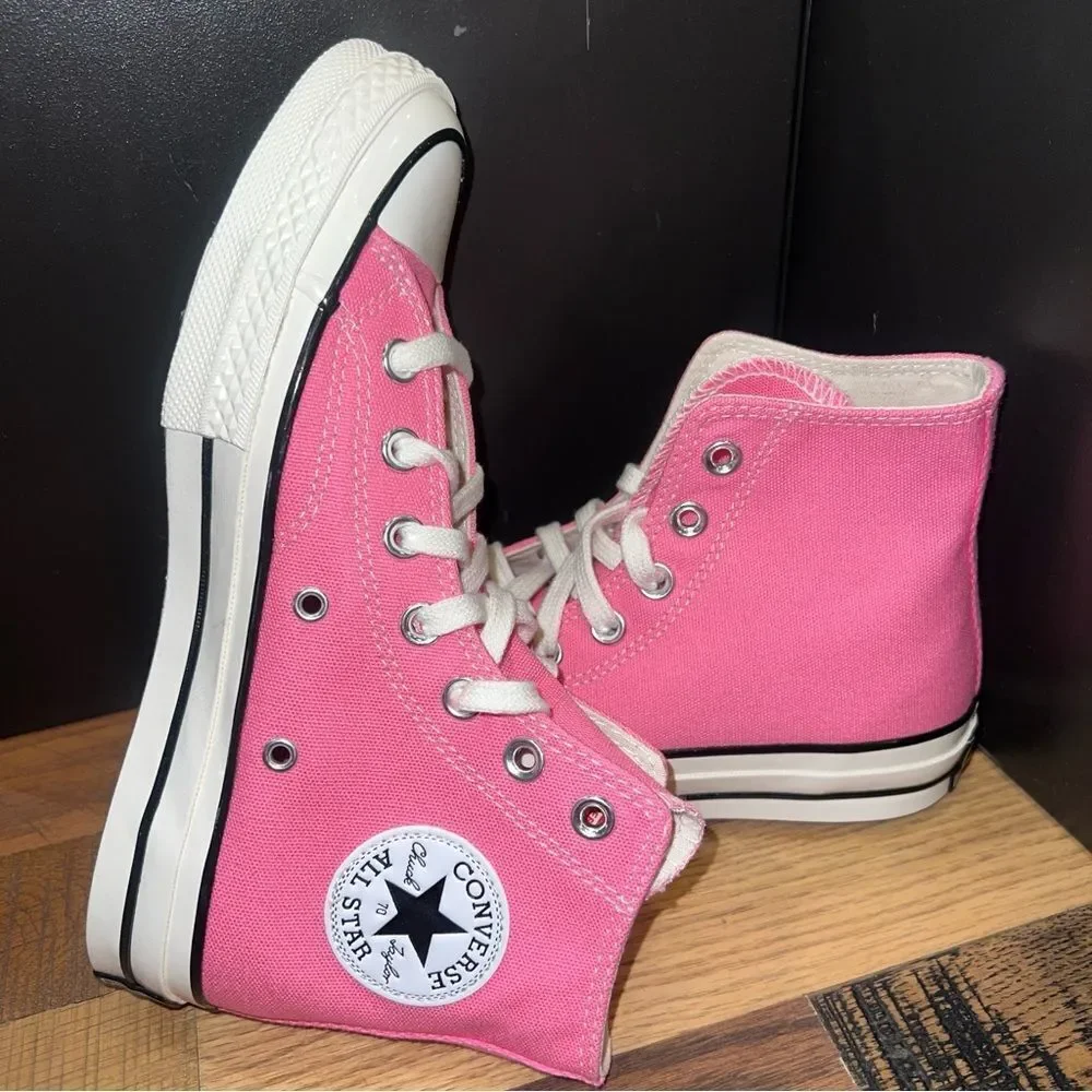 NEW Women’s CONVERSE CHUCK 70 Hi Pink Sneakers A08184F